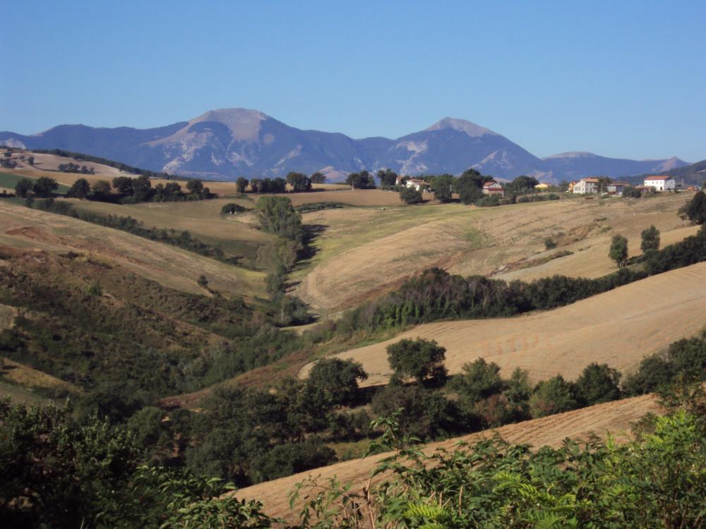 Loretello Le Marche -Uitzicht naar De Apennijnen